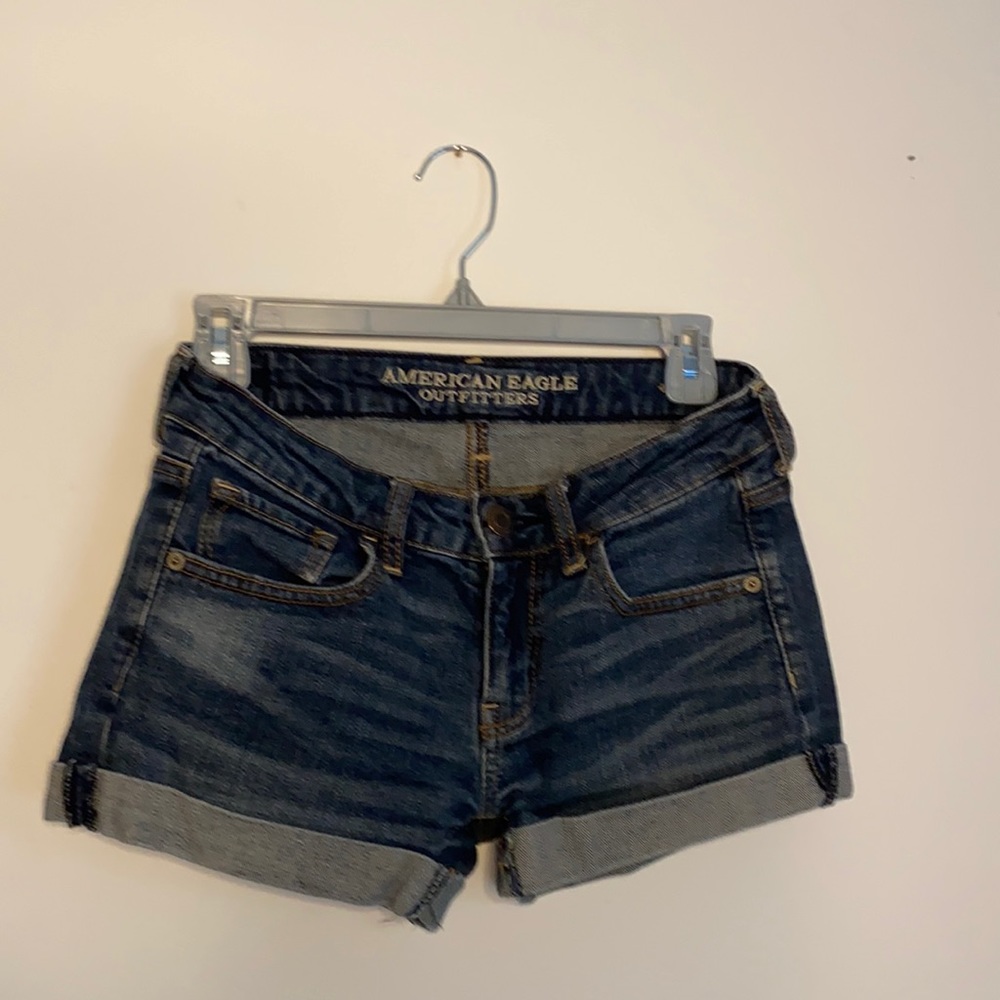 Low waisted American Eagle jean shorts.